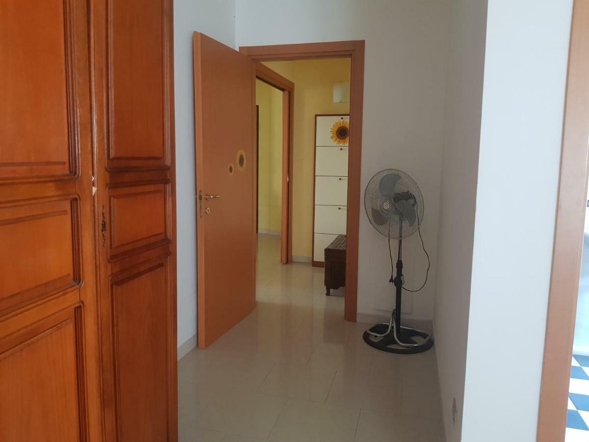 "La Casa Di Mariagrazia" Rooms Con Cucina Condivisa E Terrazza Sammichele Di Bari Номер фото