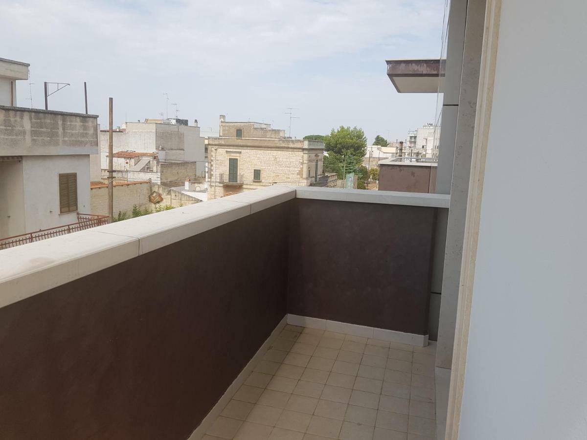 "La Casa Di Mariagrazia" Rooms Con Cucina Condivisa E Terrazza Sammichele Di Bari Номер фото